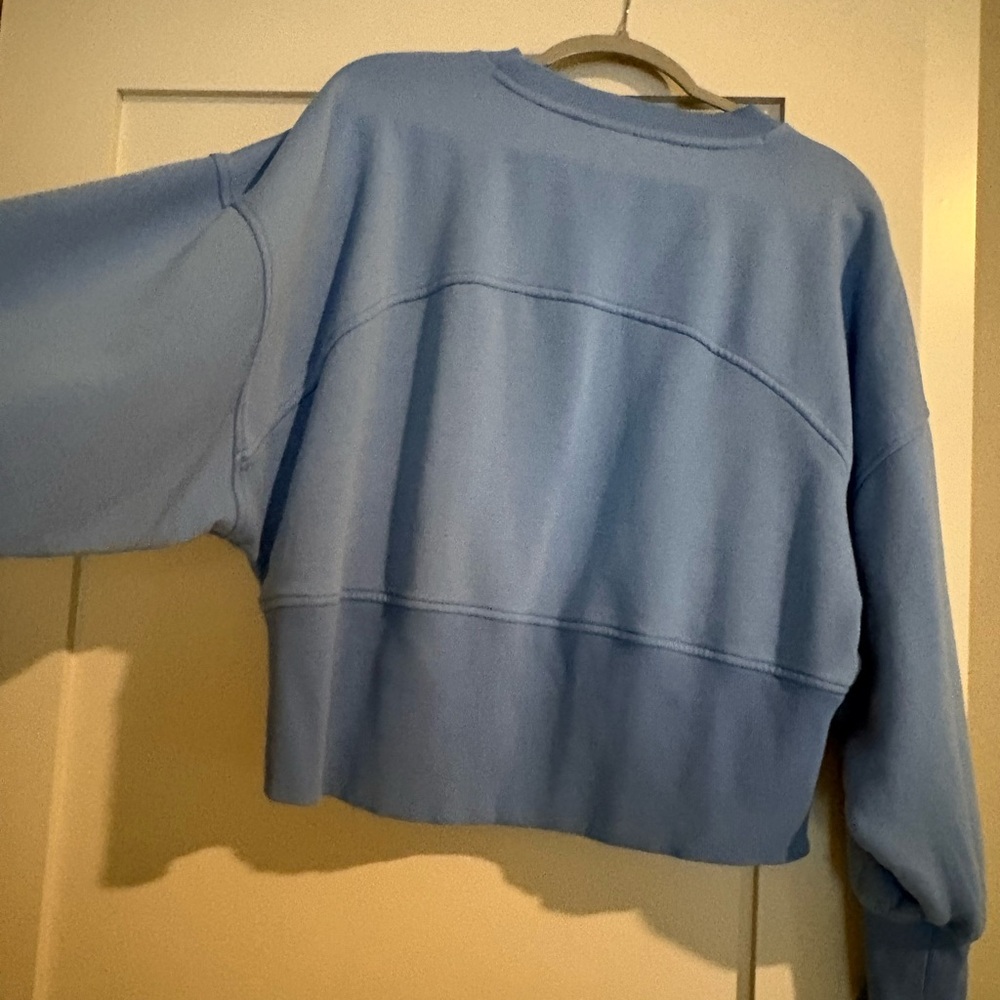 Zella light weight sweatshirt